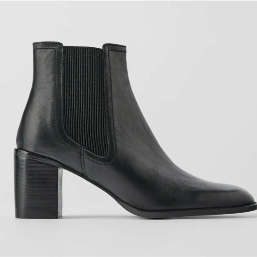 Zara Black Leather Chelsea Ankle Boots - Size 38